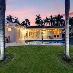 Waterfront Serenity | Heated Pool & BBQ | Koi Pond Monthly Stay