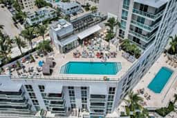 Monthly - Exclusive 616 Condo - Image 5