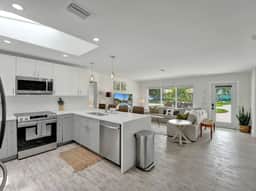 Monthly - Breke Water - Beachside Haven - Image 3