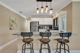 Monthly - 1210 Duplex - Romantic Retreat - Image 4