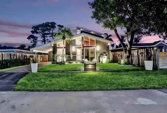 Mid-Century Chic | Pool & Hot Tub | Skyview Loft