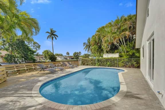 Monthly - 1601 Hollywood Corner Waterfront - Image 2