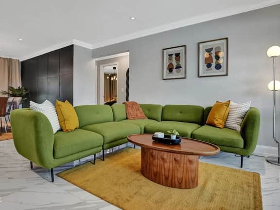 Wilton Garden | 30+ Day Stay | BBQ - Image 3