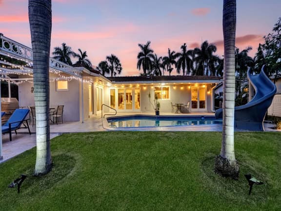 Waterfront Serenity | Heated Pool & BBQ | Koi Pond Monthly Stay - Image 1